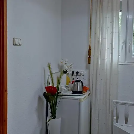 Bpr P3 With A/c Apartment *