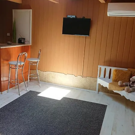 Bpr P3 With A/c Budapeste